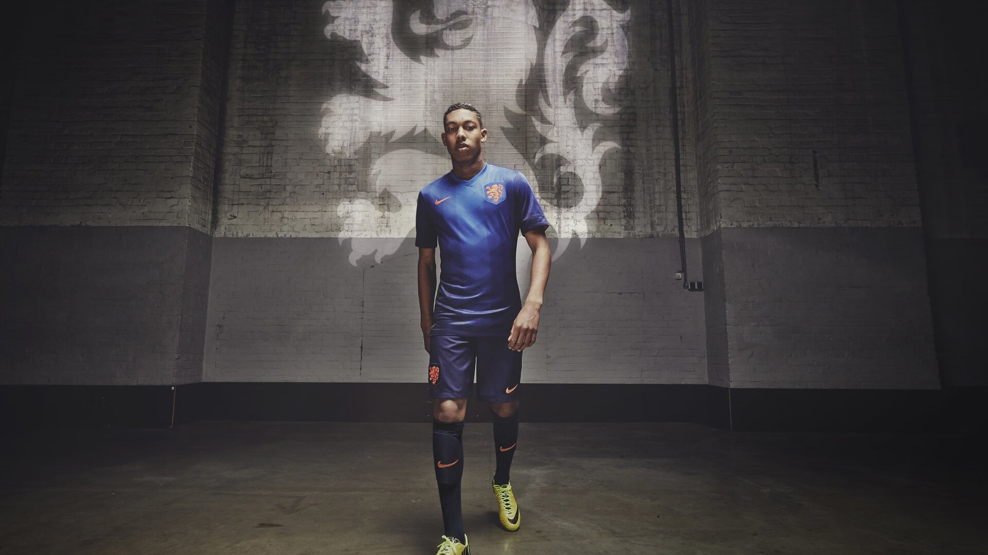 leyu乐鱼在线登录入口-世界杯精彩瞬间：永恒经典，感动全场！，世界杯精彩过人